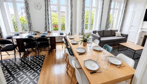 Five-Bedroom Premium Apartment