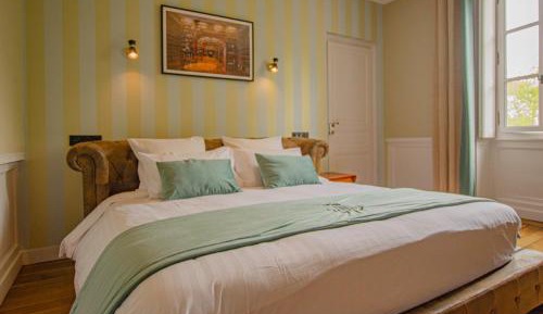 Suite 2