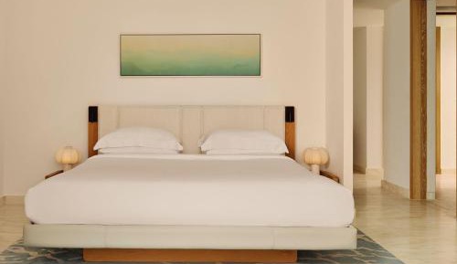 Sea View Suite