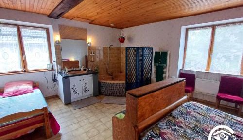 Triple Room with Private Bathroom