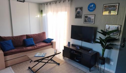 One-Bedroom House