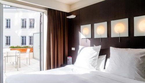 Suite with Terrace - Non Refundable