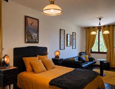 Double Room with Mountain View