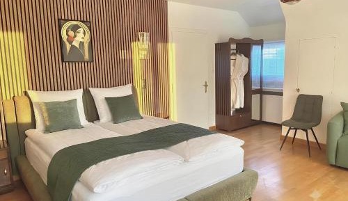 King Room with Balcony