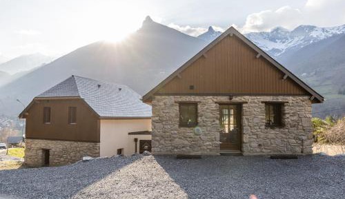 Three-Bedroom Chalet