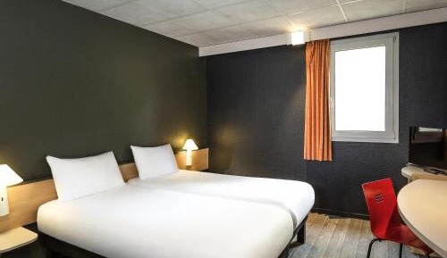 Standard Two Single Bed