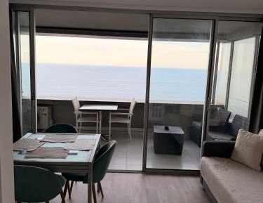 Apartment with Sea View 506