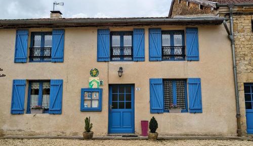 Holiday Home (5 Adults)