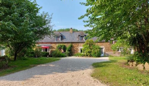 Seven-Bedroom House