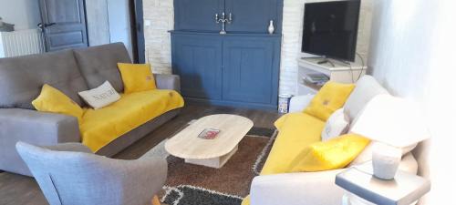 Double Room with Shared Toilet