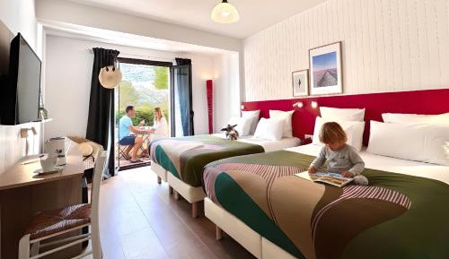 Quadruple Room with Balcony