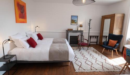 Triple Room with Private Bathroom