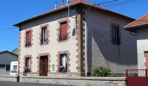 Holiday Home (6 Adults)