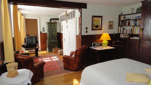 Superior Family Room