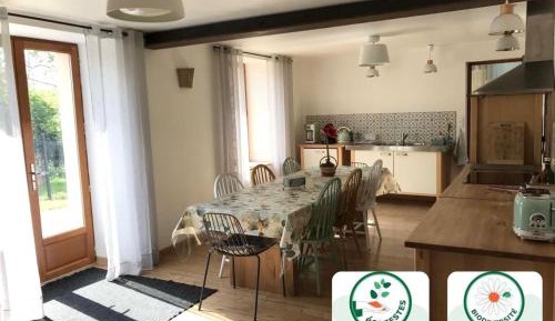 Holiday Home (6 Adults)
