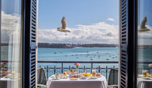 Double or Twin Room Prestige with Sea View