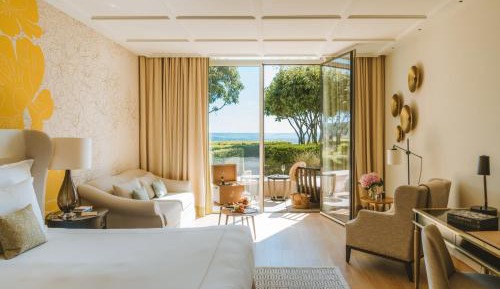 Champagne Junior Suite