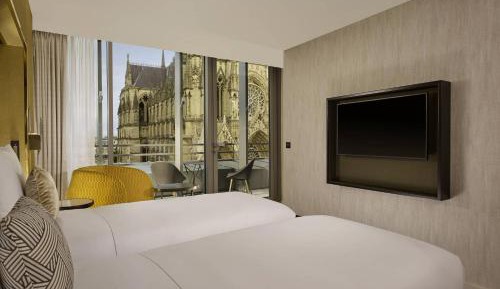 Executive Twin Room - Cathedrale view