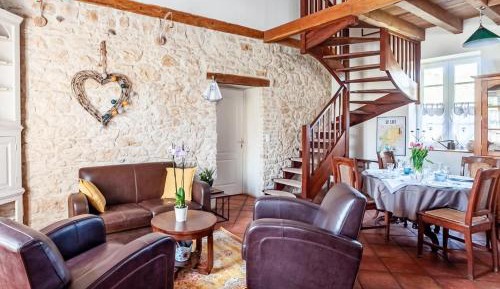Three-Bedroom Vacation Home 