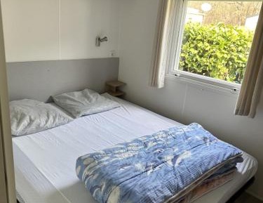 Comfort Mobile Home (6 - 8 Adults)