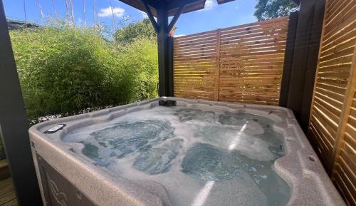 Suite with Hot Tub
