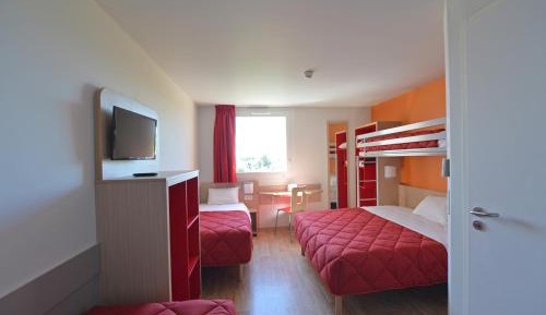 Standard Family Room with One Double and Three Single Beds