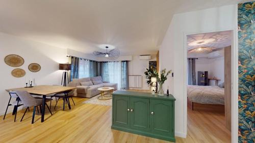 One-Bedroom Apartment with Balcony