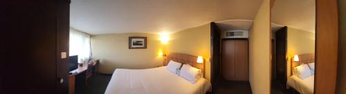 Double Room with One Double Bed