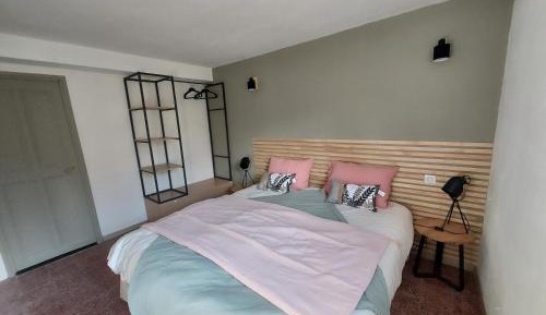 Quadruple Room with Private Bathroom