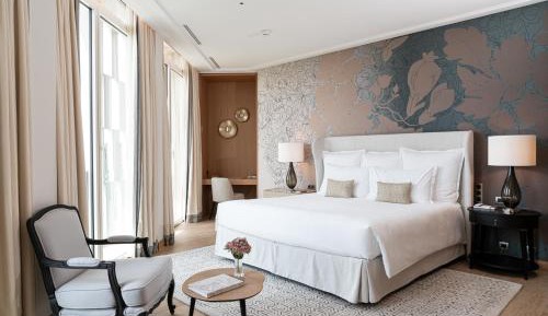 Marie-Louise Suite