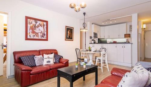Apartment (6 Adults)