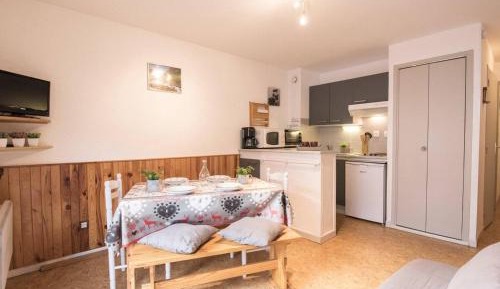 Apartment (4 Adults)