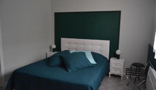 Comfort Double Room with Shower