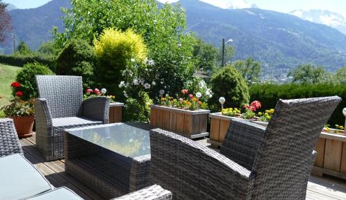 Double Room with Mountain View