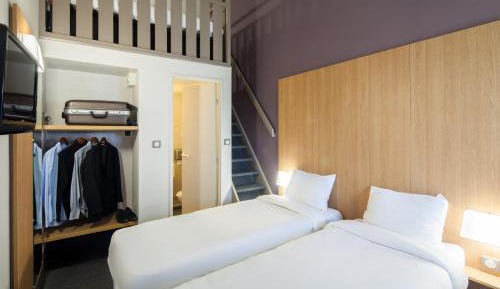 Classic Quadruple Room
