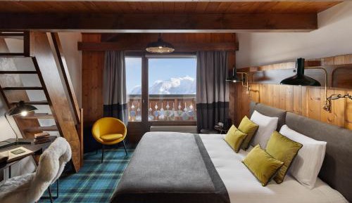 The Cabin Room