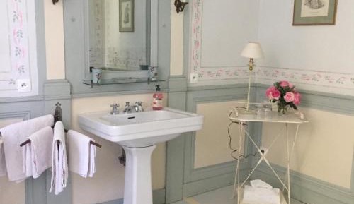 Queen Room with Garden View