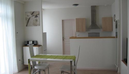 Studio (2 Adults)