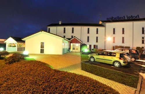 La Chapelle-Saint-Luc Hotel | Brit Hotel Essentiel Troyes Aéroport