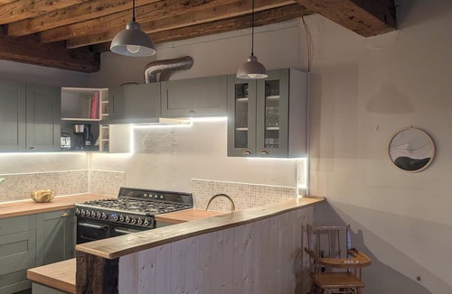 Beost House | Large authentic Ossau Valley house, mountain views, 1h from Lourdes