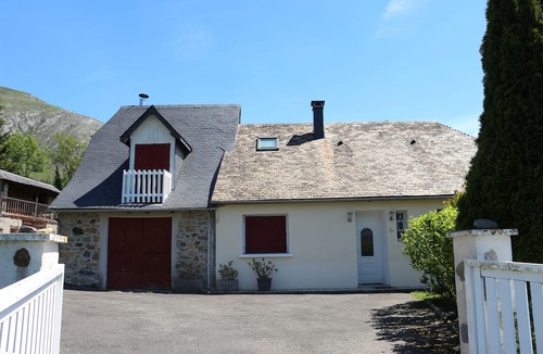 Gaillagos House | Village house in Val d'Azun, perfect for the whole family