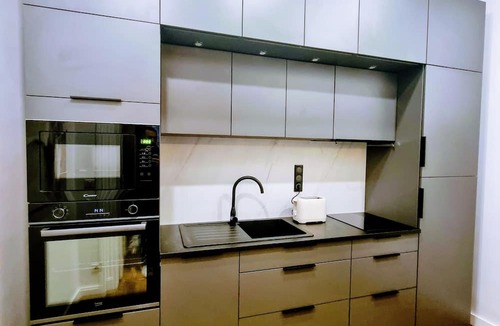 Troyes Apartment | Luxury apartment with a veranda, city center