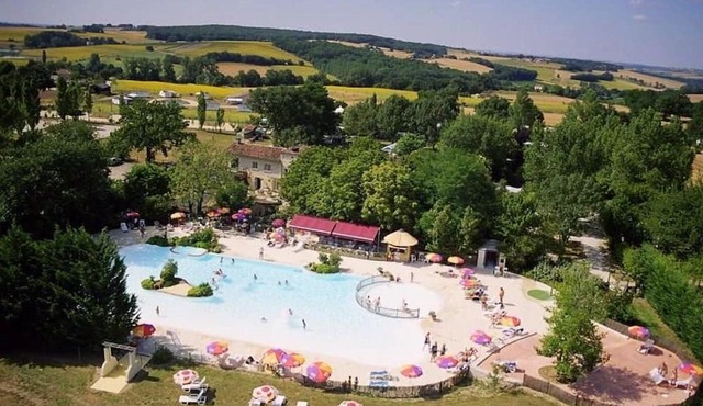 Camping 4 étoiles - Parc aquatique - ccbfheh