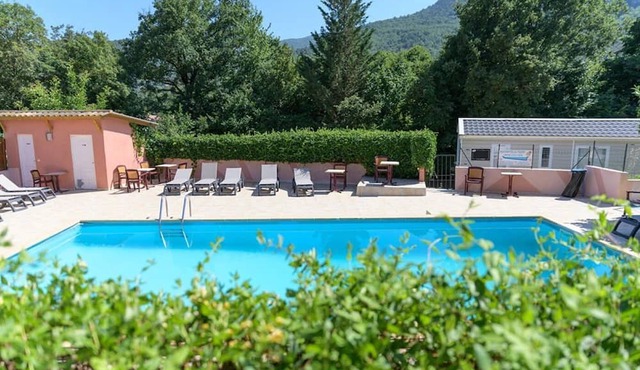 Camping 2 étoiles - Piscine - ccbgb0g