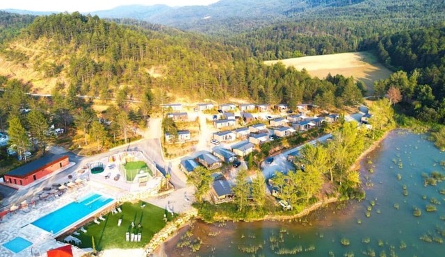 Camping 4 étoiles - Piscine - ccbgbac