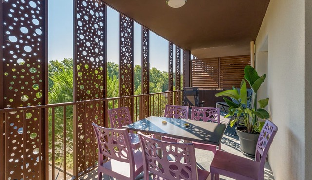 Apartment “Les Rivages du Gardon” with Shared Pool, Wi-Fi and Air Conditioning