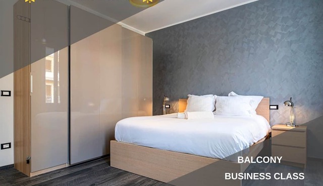 Large 3-Room Garibaldi – 4 People | Stay 30+ Days